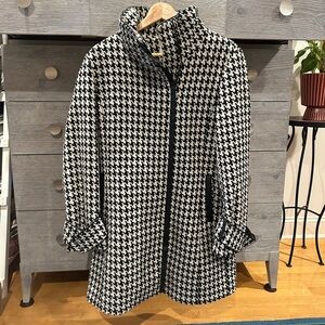 Calvin Klein Houndstooth Coat with Leather Trim - Size 12